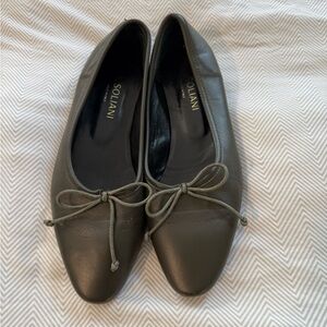 Olian Women's Olive Green Ballet Flats